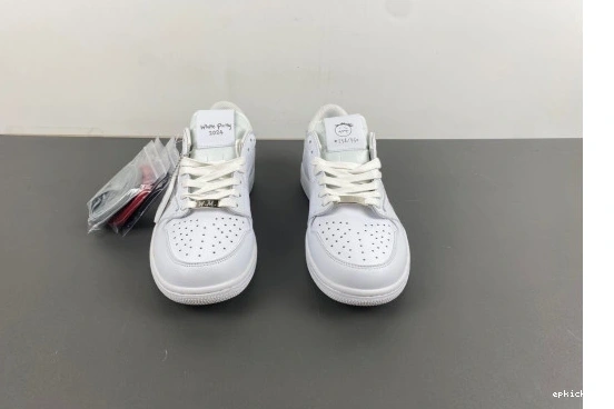 Rep EP DM7866-292 RETRO JORDAN OG LOW SCOTT TRAVIS DM7866-292 1 SP 0510